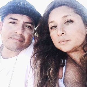 Meet your Posher, Yoli